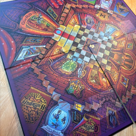 Warner Bros. Harry Potter Mystery at Hogwarts Board Game - Picture 13 of 13